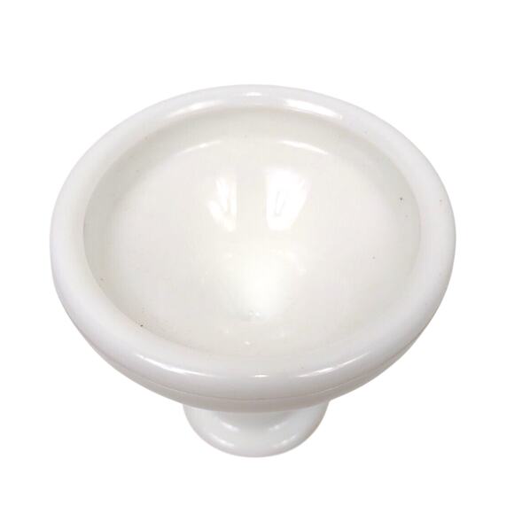 Vintage L.E. Smith Milk Glass Candle Stick Holder 4.5" Grape Cluster & Vine - Picture 4 of 6